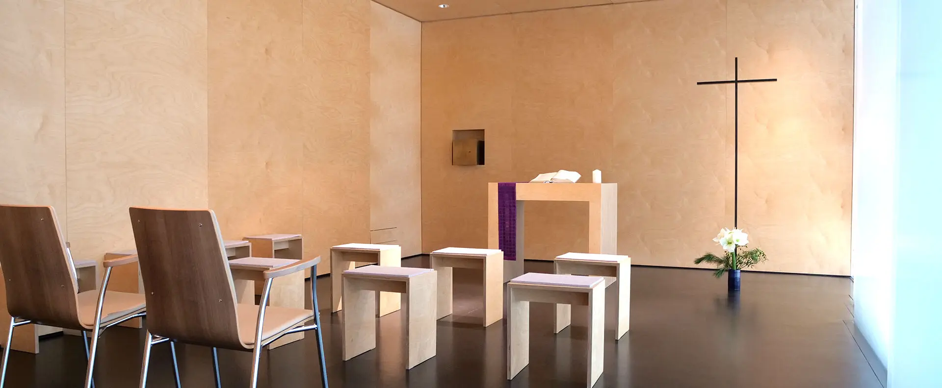 Raum der Stille, Seelsorge Rems-Murr-Kliniken