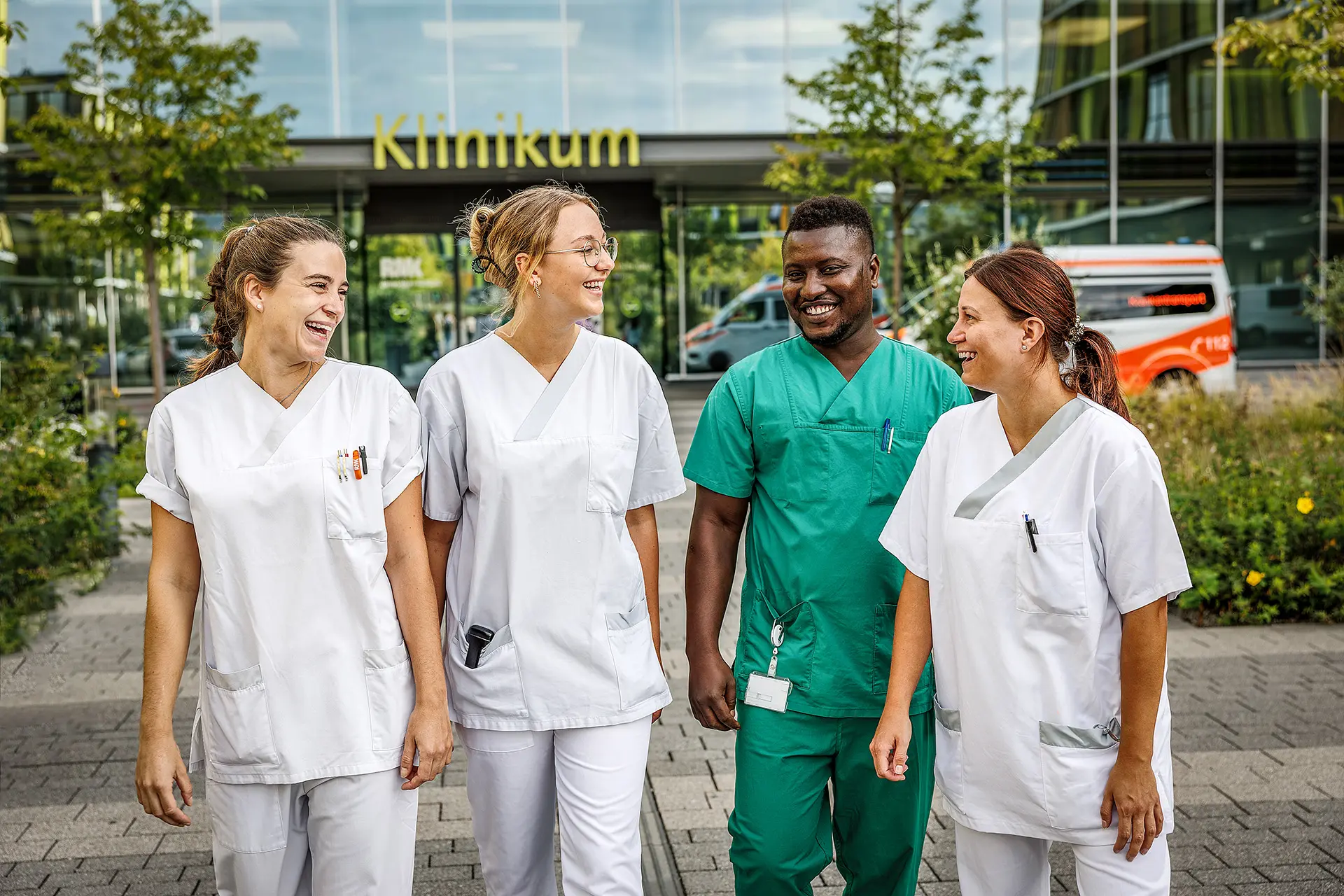 Header Pflege in den Rems-Murr-Kliniken