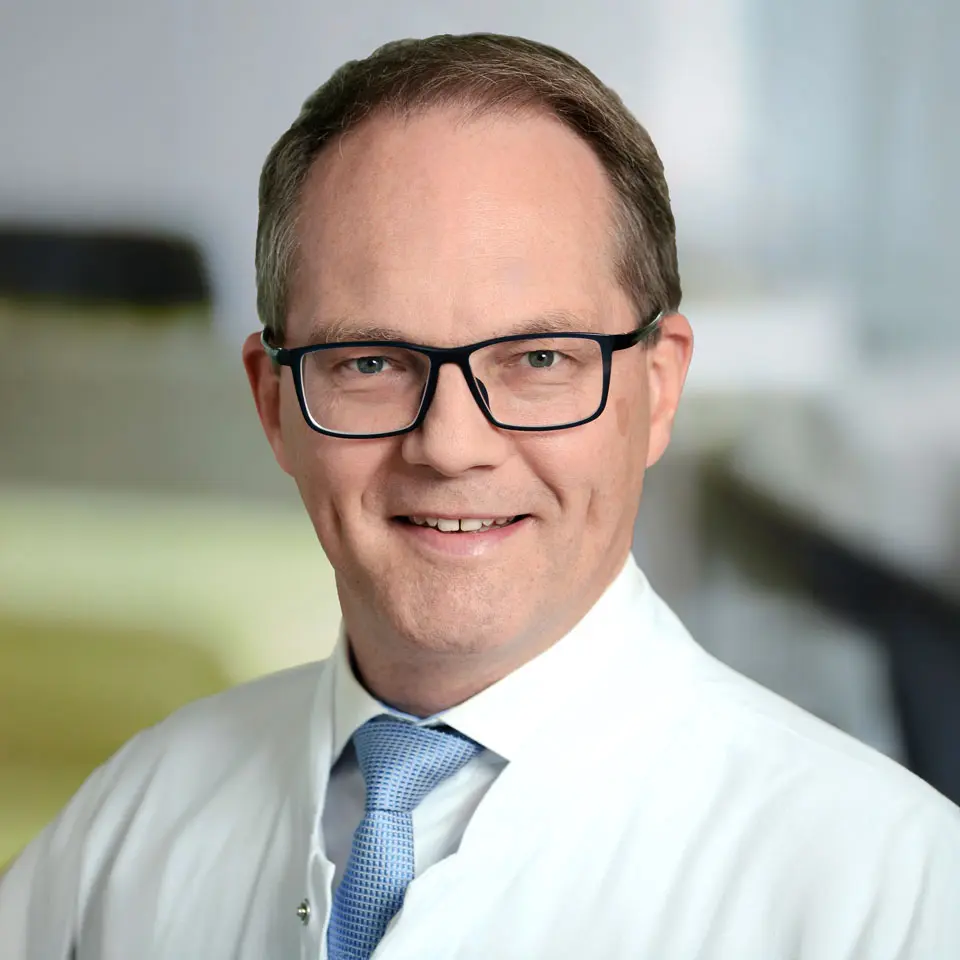 Portraitfoto Prof. Dr. Ulrich Kramer, Chefarzt für Radiologie Winnenden